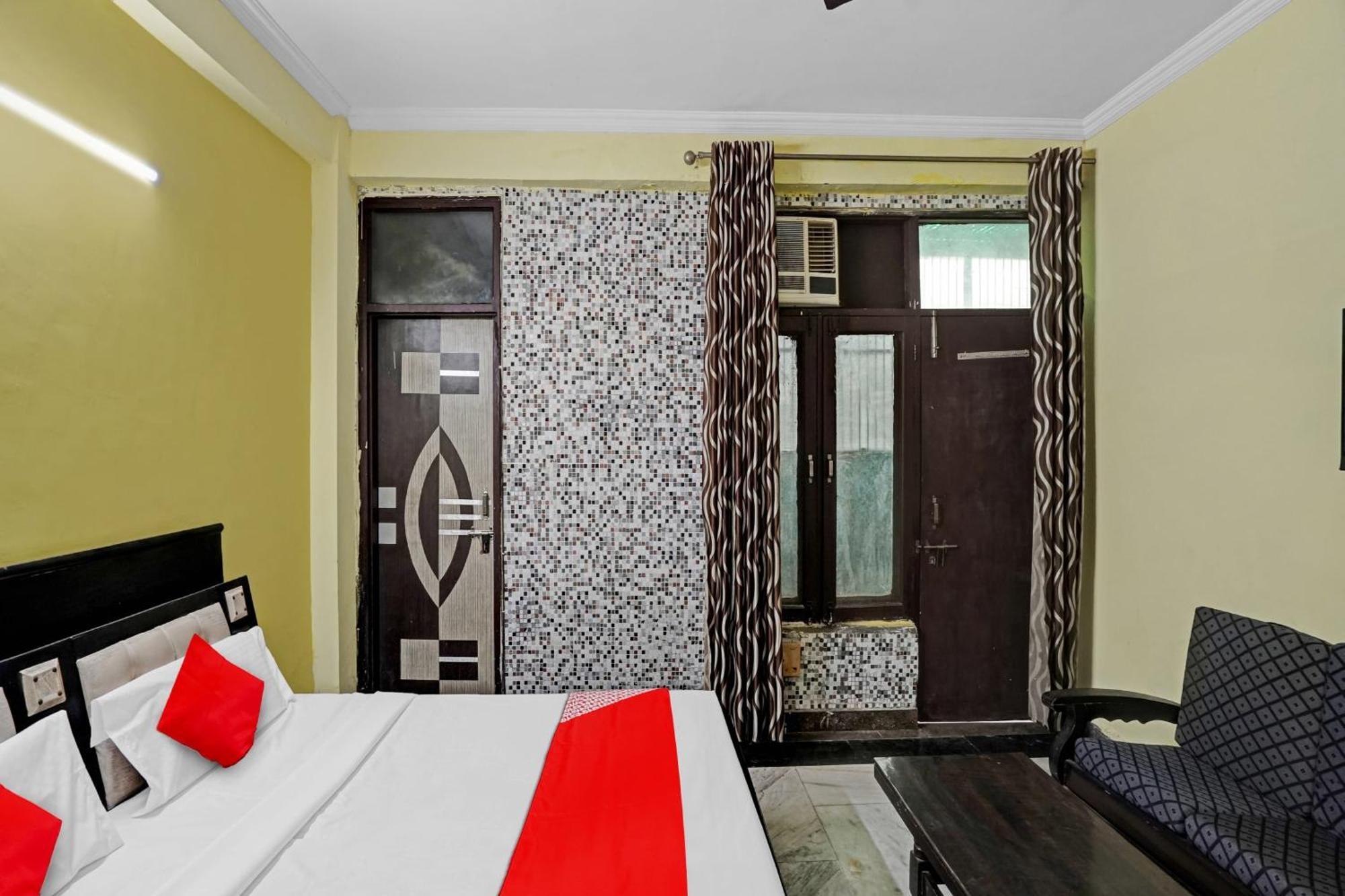 Hotel O Park View Ноида Екстериор снимка