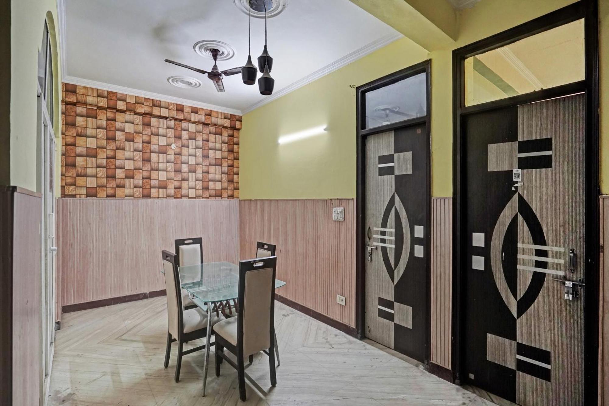 Hotel O Park View Ноида Екстериор снимка